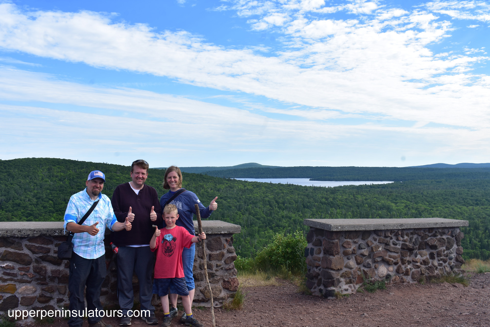 Little Yooper Tour - sightseeing tours, upper peninsula, waterfall tours