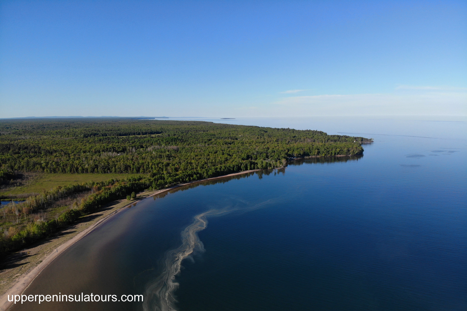 Little Yooper Tour, sightseeing in Upper Peninsula of Michigan - Michigan Waterfall and hiking tours, UpperPeninsulaTours.com